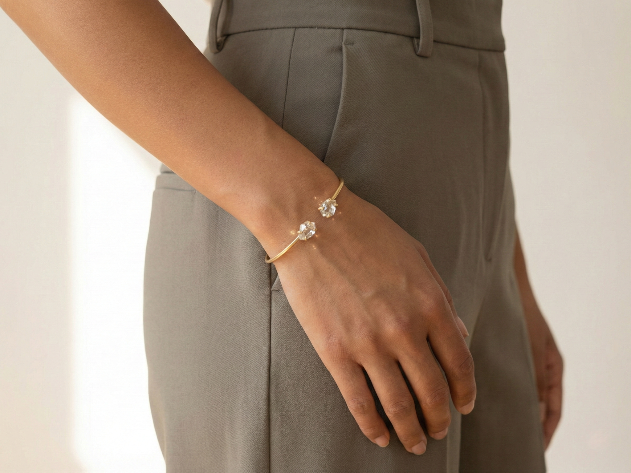 Trueform Herkimer cuff