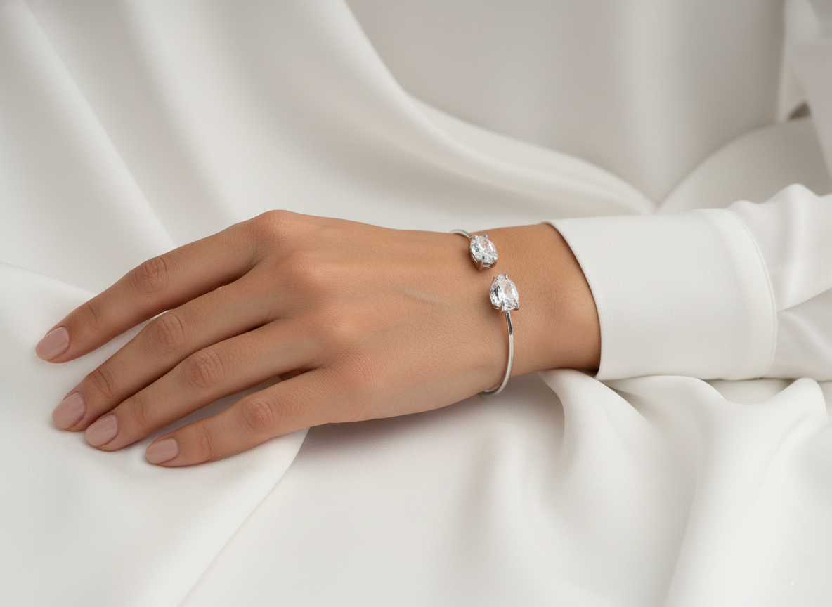 Trueform Herkimer cuff