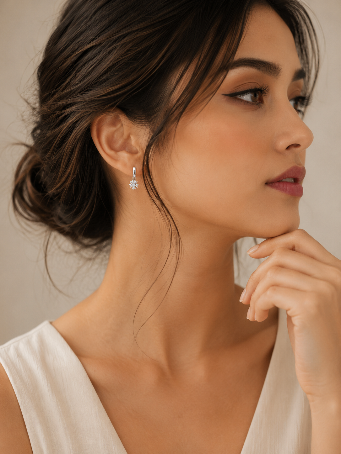 Glittering White Zircon Earrings