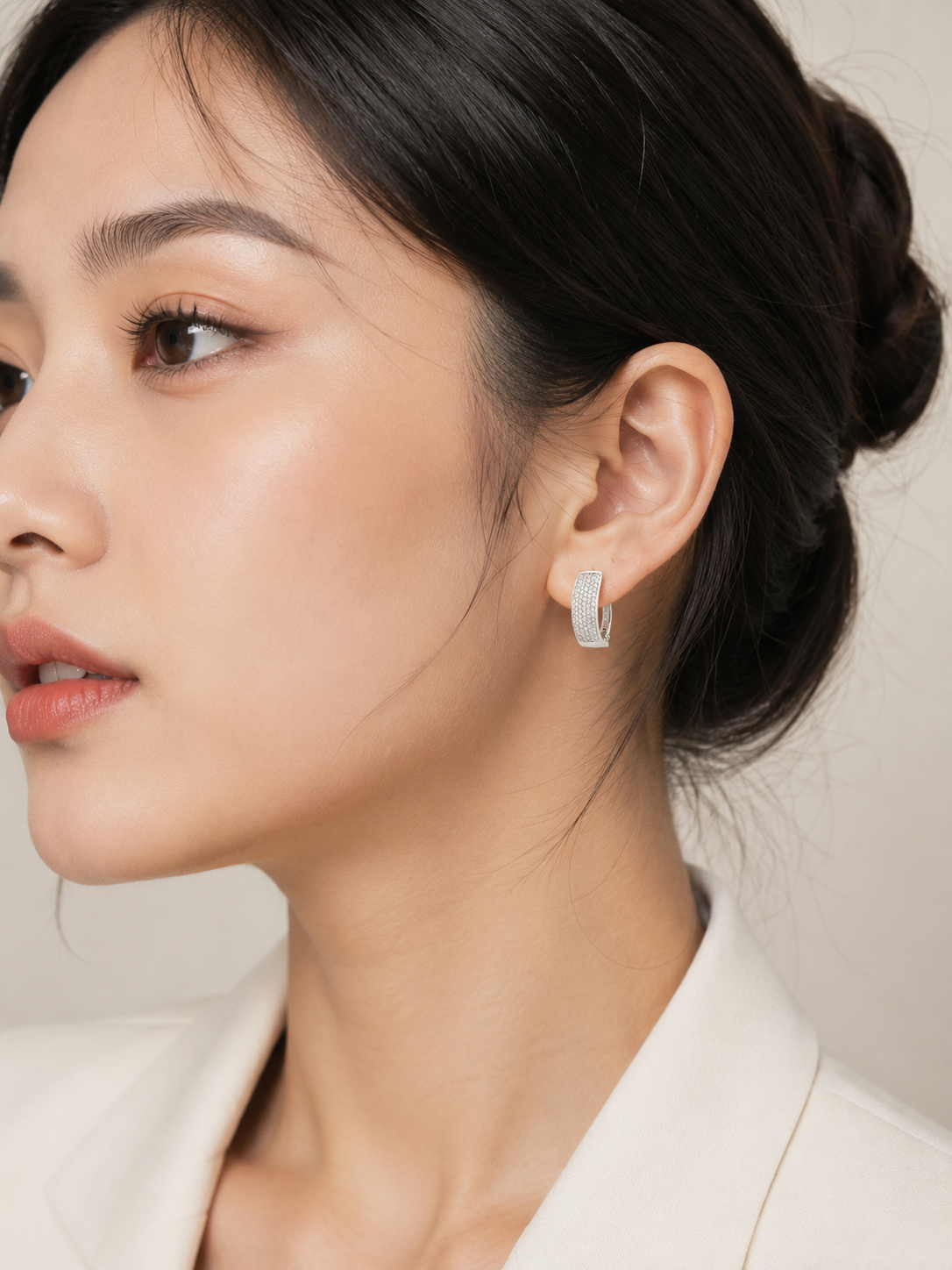 Glittering White Zircon  Earrings